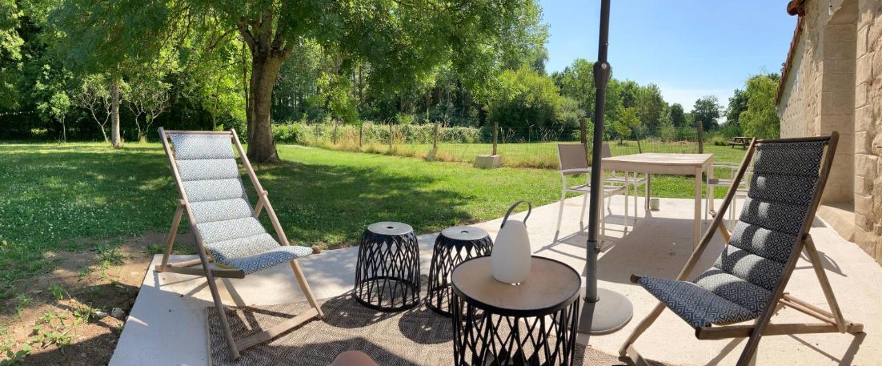Petite Maison A La Campagne Saint-Germain-des-Fosses Bagian luar foto