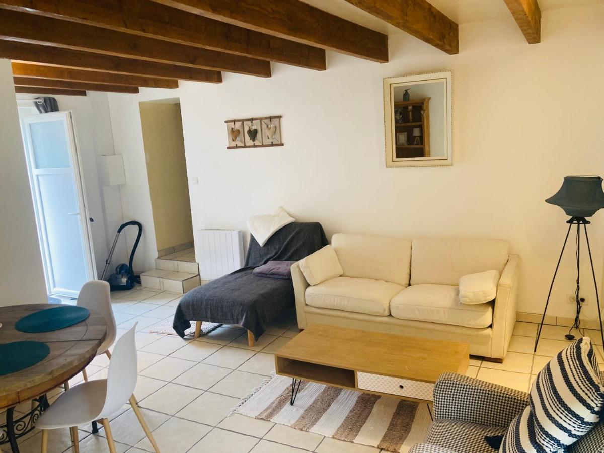 Petite Maison A La Campagne Saint-Germain-des-Fosses Bagian luar foto